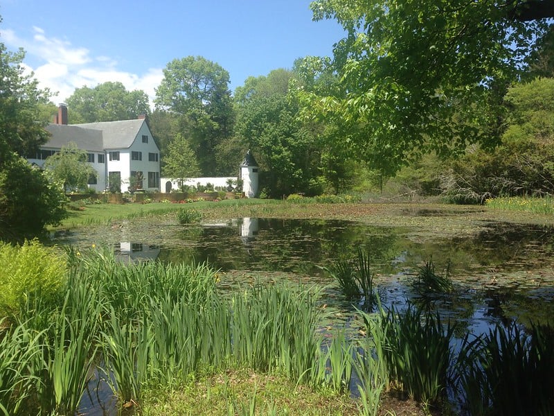 Muttontown Preserve one of the best placs to hike on Long Island